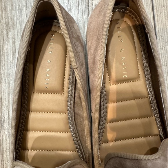 ❗️NEW IN BOX Kelly and Katie ‘Peyton’ flats - Picture 7 of 12